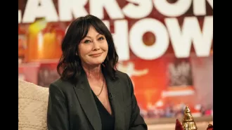 Actress Shannen Doherty, known for her roles in Beverly Hills 90210 and Charmed, passes away at 53 due to breast cancer.