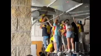 Fans without tickets at Copa America final enter Hard Rock Stadium by crawling into air vent.