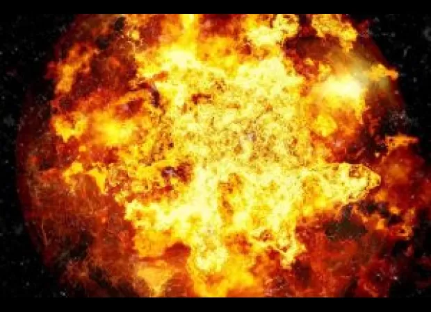 8 soldiers injured in suicide bombing at cantonment in Pakistan, total of 17 injured.