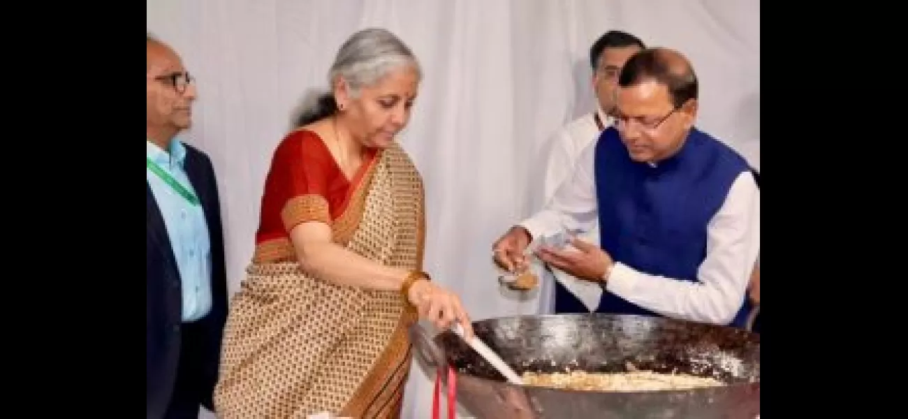Finance Ministry joins tradition 'halwa' ritual, signifies ending of Budget process.