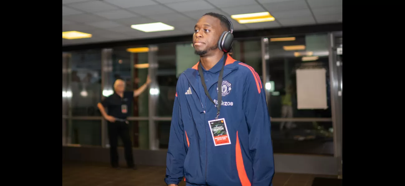 Man Utd wants West Ham to pay fee for Wan-Bissaka's transfer.