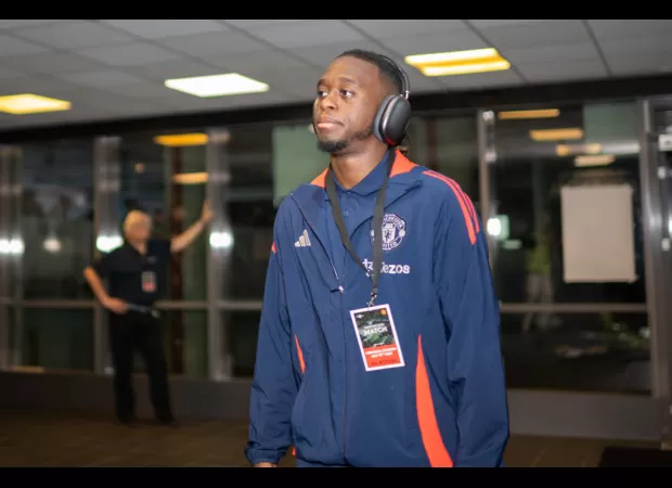 Man Utd wants West Ham to pay fee for Wan-Bissaka's transfer.