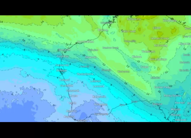A strong polar storm will bring precipitation, hail, and strong winds to the western coast.