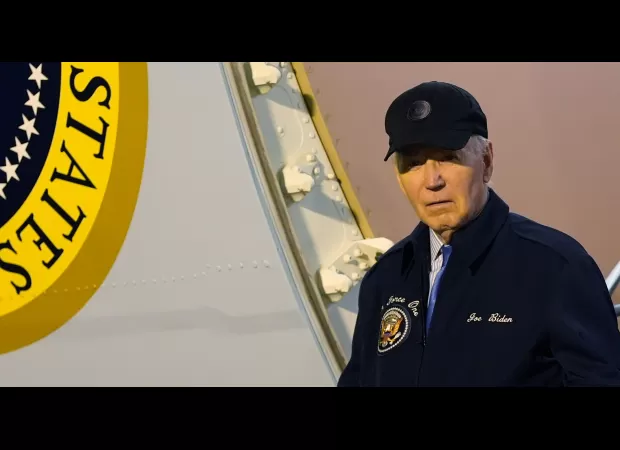 Biden halts campaign due to positive Covid test.