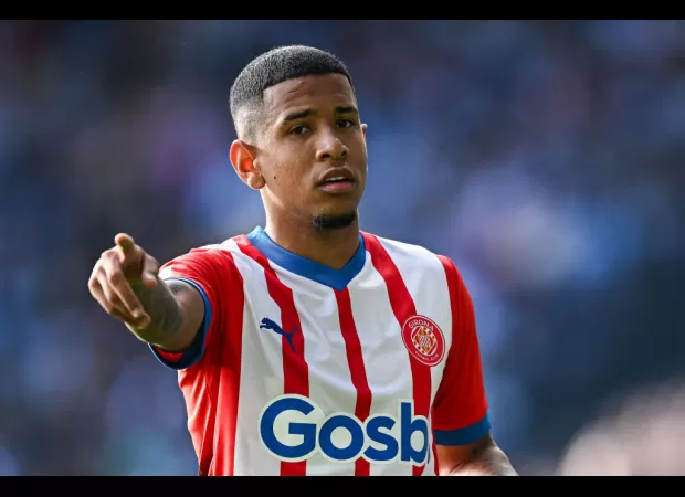 Man City has finalized a deal to bring on Brazilian winger for £30.8m.