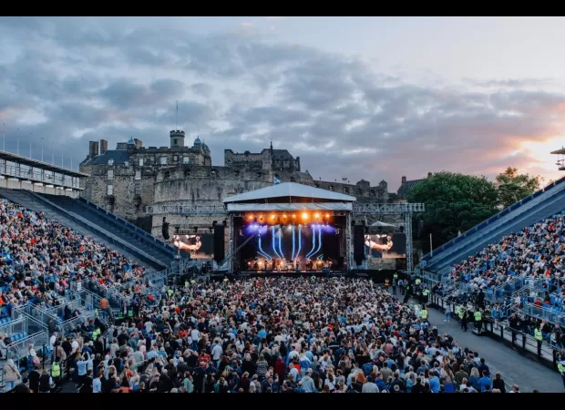 Fans of Skipinnish can experience the Edinburgh Castle concert again.