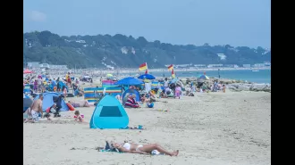 UK to experience hot weather with temperatures reaching 31C as heatwave arrives.