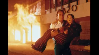 Find where to watch popular disaster films from the 90s like Twister on streaming platforms.