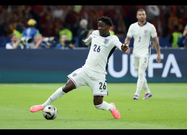 Ferguson praises two Man United players as core of the team.