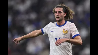 Man United looking to sign player who dodged them in 2022, but now they're interested.
