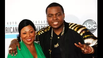 Sean Kingston and his mother face federal fraud charges.
