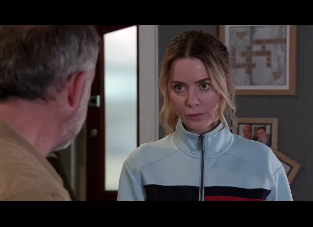 An iconic character from Coronation Street makes a comeback and announces a significant choice.