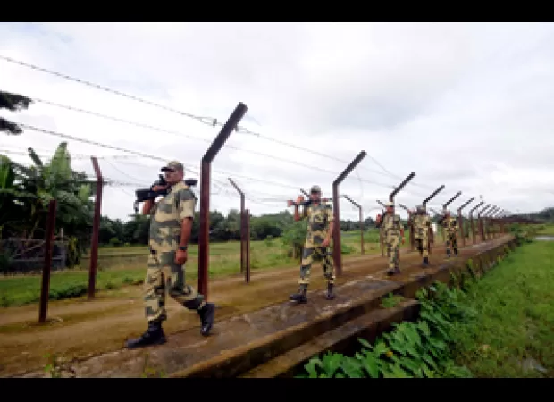 A Pakistani citizen was arrested at the India-Nepal border in West Bengal.