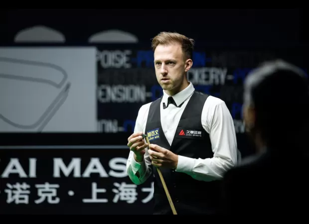 Judd Trump dominates Shaun Murphy to clinch Shanghai Masters title.