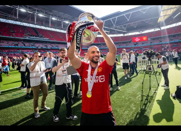 Man Utd wants to sign Sofyan Amrabat permanently, but only if certain condition is met.