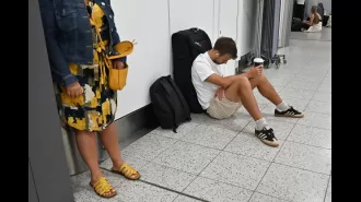 Third day of global tech outage causes 1500 US flights to be cancelled.