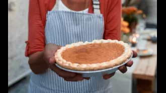 Everyone in Lakeland can't stop raving about Grandma's delicious homemade baked goods.