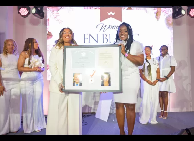 SheaMoisture celebrates exceptional black women at their Women En Blanc Brunch.