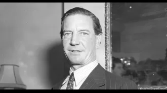 British Library criticized for attempting to purchase traitor Kim Philby's collection.