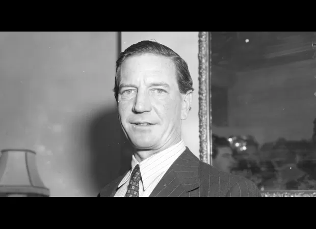 British Library criticized for attempting to purchase traitor Kim Philby's collection.