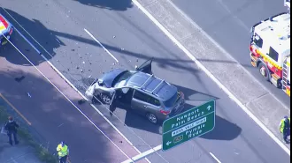 Two drivers involved in car accident in Sydney's north, resulting in one death and one person hospitalized.