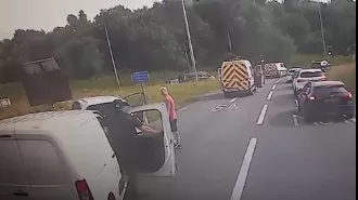 Angry driver's plan to confront larger white van driver fails.