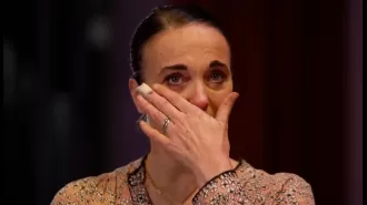 Actress Amanda Abbington got emotional when discussing the Strictly scandal during her first TV appearance addressing the issue.