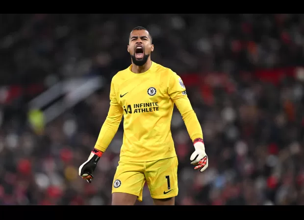 Chelsea's goalkeeper Robert Sanchez reaches out to Enzo Maresca regarding the rumors surrounding Filip Jorgensen.