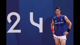 British athlete accuses Andy Murray of having an unfair advantage at the Paris Olympics.