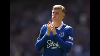 J. Branthwaite's decision to join Everton boosts Man Utd's chances of signing him, providing a positive transfer opportunity.