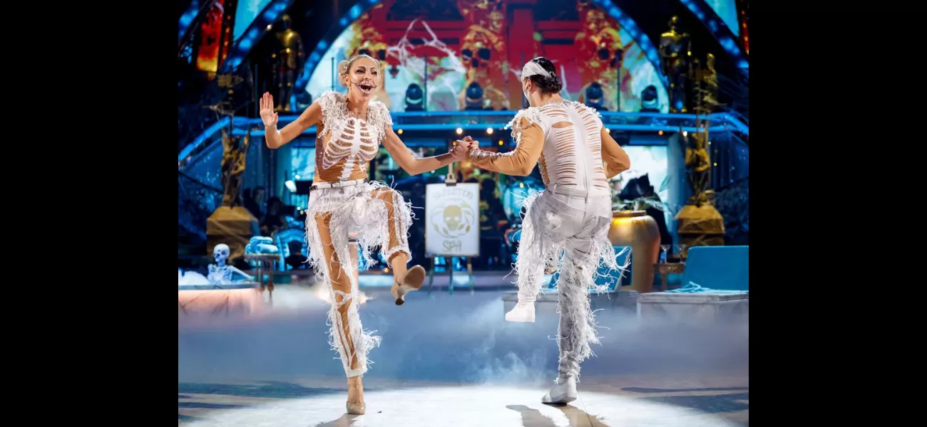 Zara McDermott bravely performed on Strictly Come Dancing despite having a broken leg.