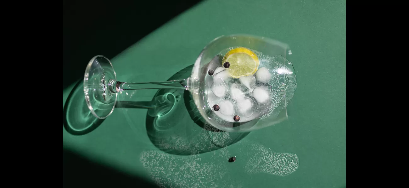 New trend: drinking gin in a different way.