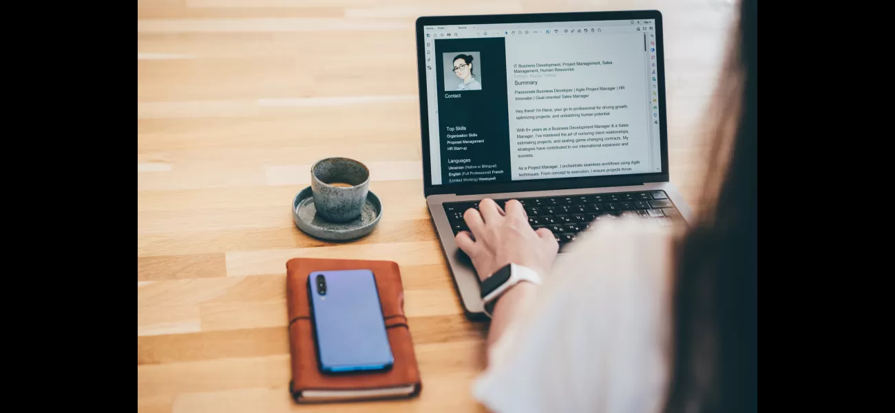According to an expert, the ideal day to apply for a job is revealed.