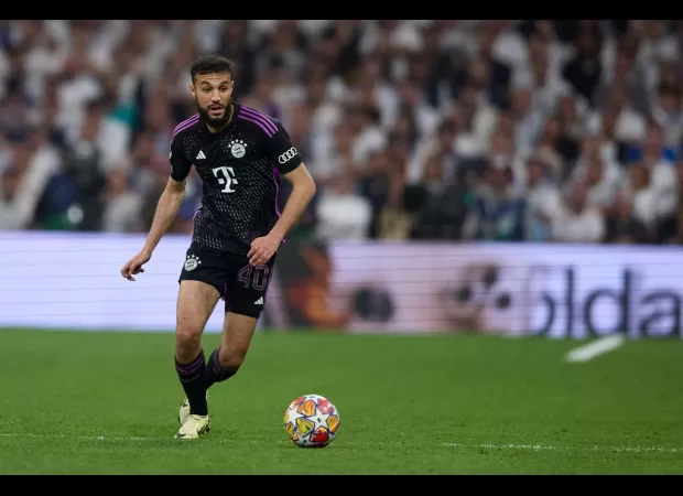 Man Utd gets transfer boost, West Ham loses chance at Bayern Munich player.