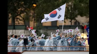Olympic officials say sorry to South Korea for mistake at opening ceremony