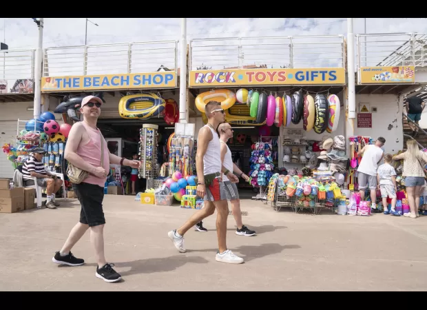 London is expected to have very hot weather as summer officially starts.