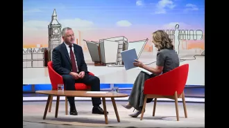Viewers of BBC want Victoria Derbyshire to permanently replace Laura Kuenssberg due to her impressive performance.