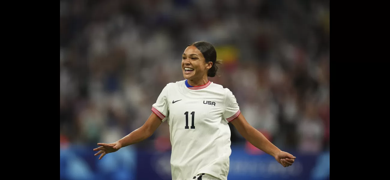 Sophia Smith and Mallory Swanson lead U.S. women to victory over Germany at Paris Olympics with two goals and one goal, respectively.