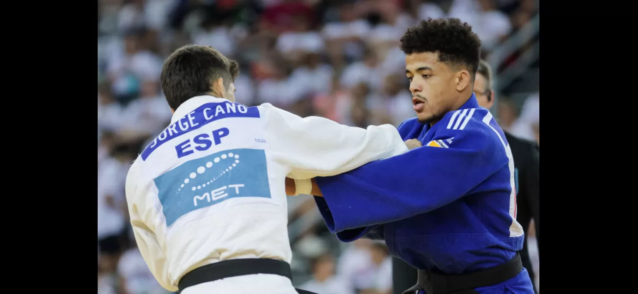 An athlete is accused of intentionally losing a match to avoid competing against an Israeli opponent.