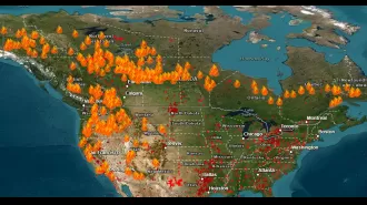 Map displays active wildfires in both US and Canada.
