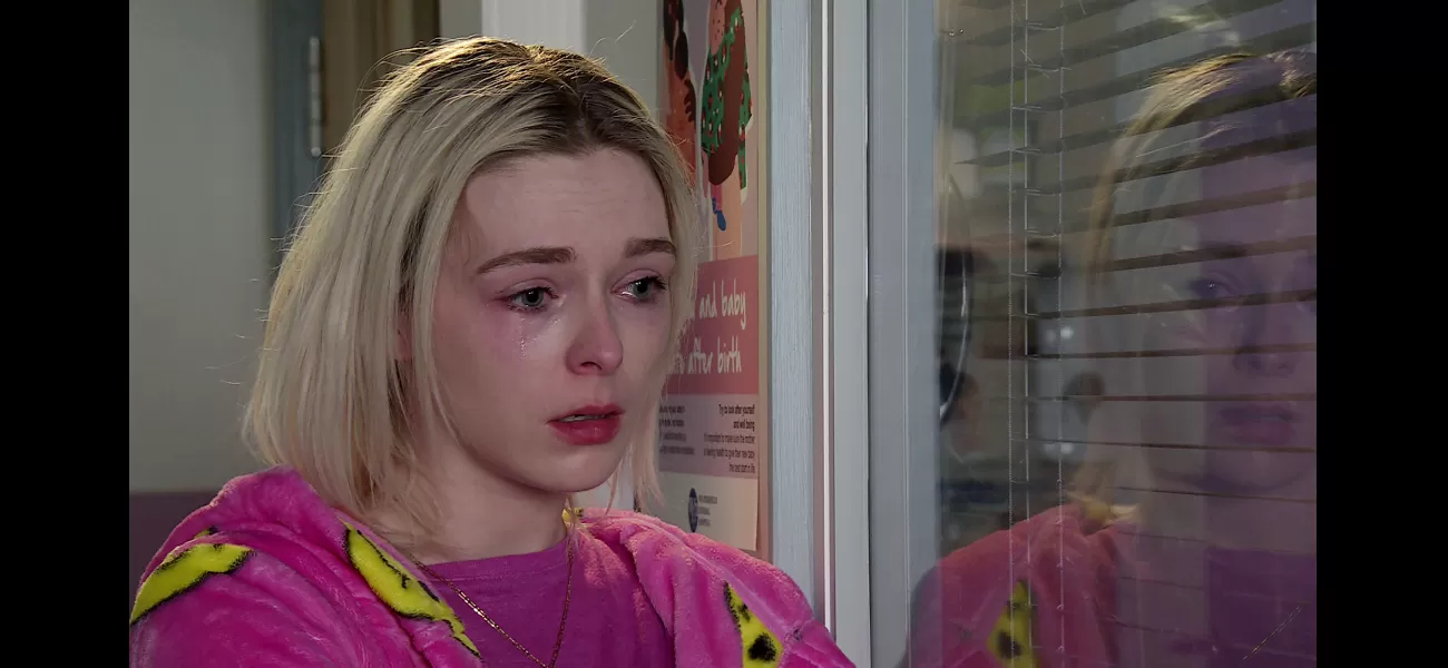 Lauren heartbroken over tragic death of baby on Coronation Street.