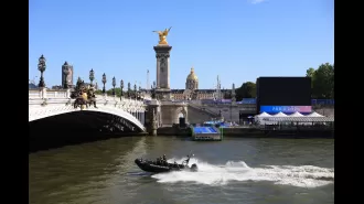 The River Seine's water quality is not up to standard before a triathlon competition.