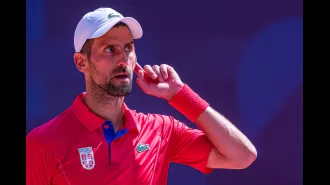 Fans angry at Djokovic's disrespectful gesture towards Nadal at Olympics, boo him.