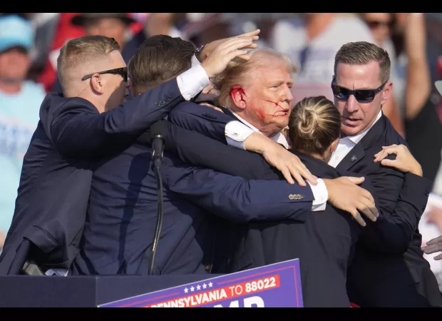 Messages and radio conversations reveal disarray in monitoring attempted killer of Trump.