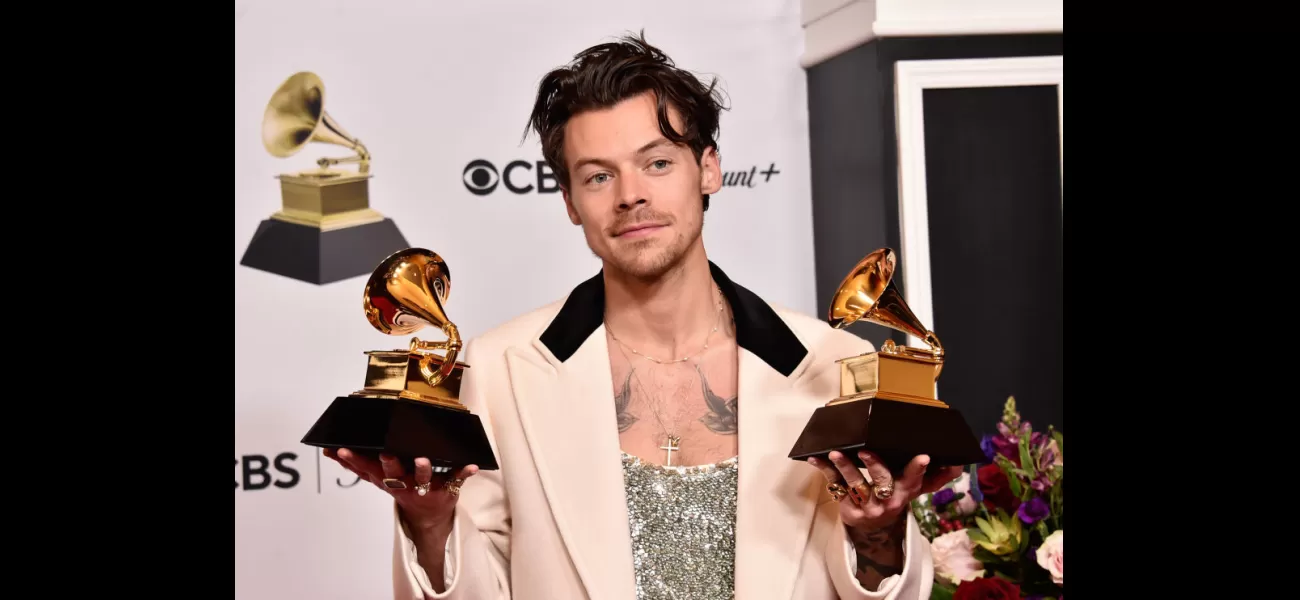 A wax figure of Harry Styles is so similar to the real Harry Styles, it's almost eerie.