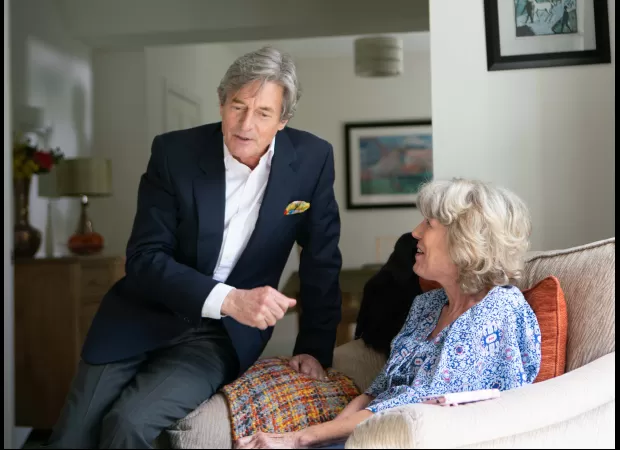 Old character on Coronation Street may come back to life according to actor's clues.