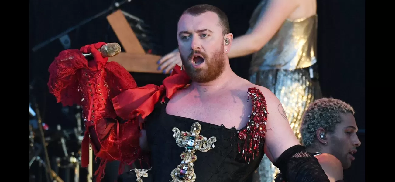 Sam Smith is proud to have a painting of himself displayed at the prestigious National Portrait Gallery in London.