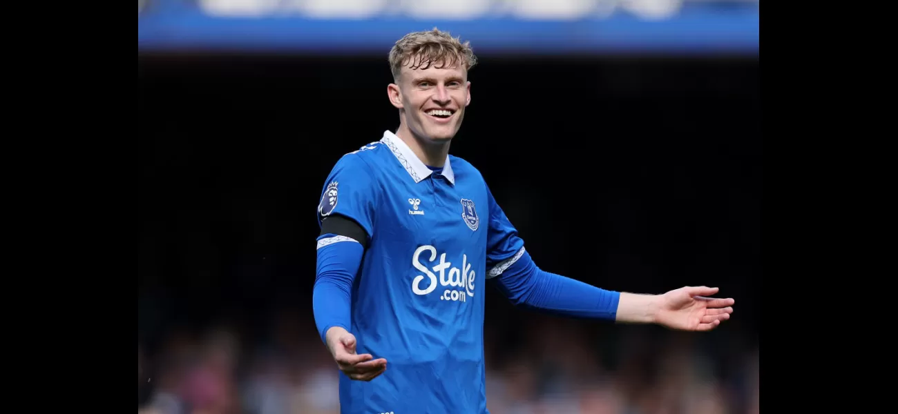 Manchester United disappointed as Everton signs potential replacement for Jarrad Branthwaite.