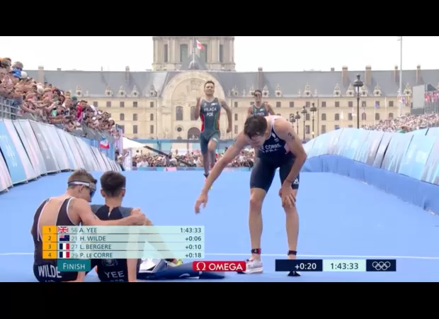 Fans of the Olympics are impressed with Hayden Wilde's gracious response to Alex Yee's incredible triathlon victory.