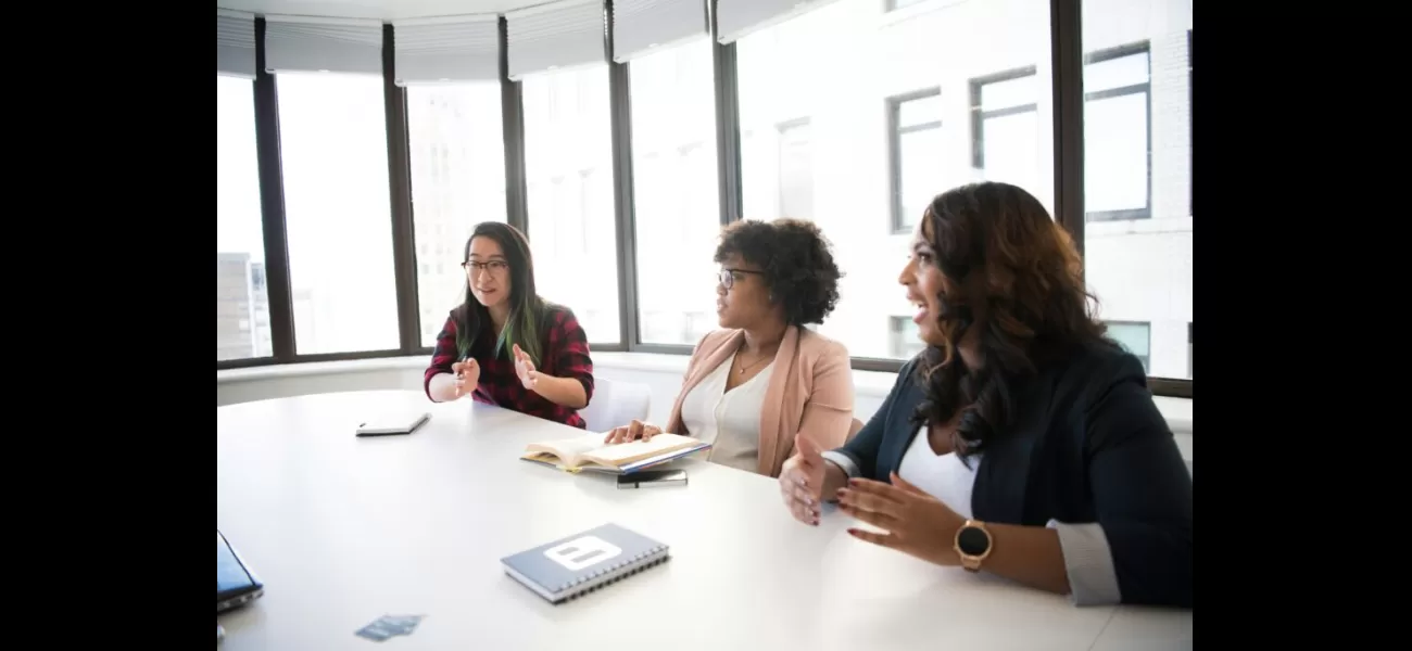 White TikToker gets backlash for advising peers not to talk over BIPOC women during a meeting called 